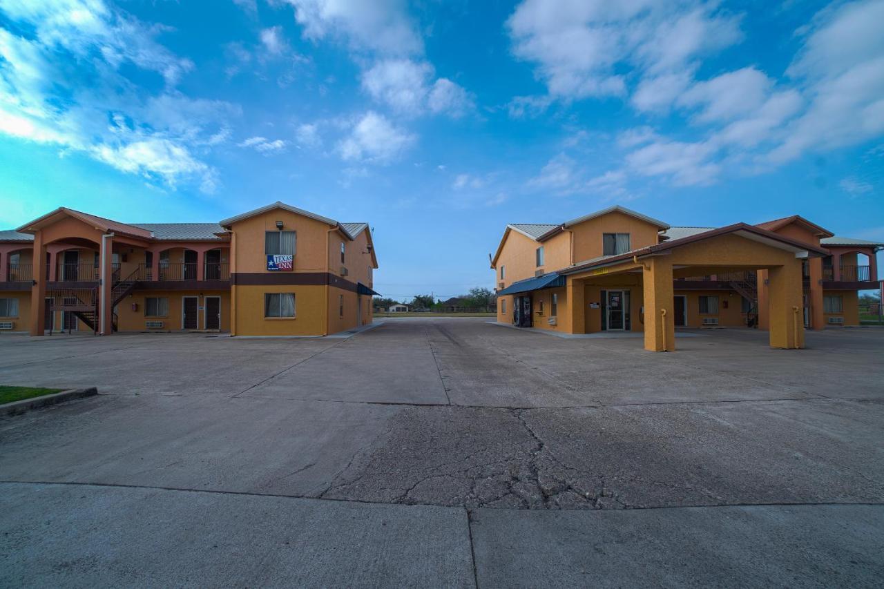 Texas Inn San Benito Near Harlingen Eksteriør bilde