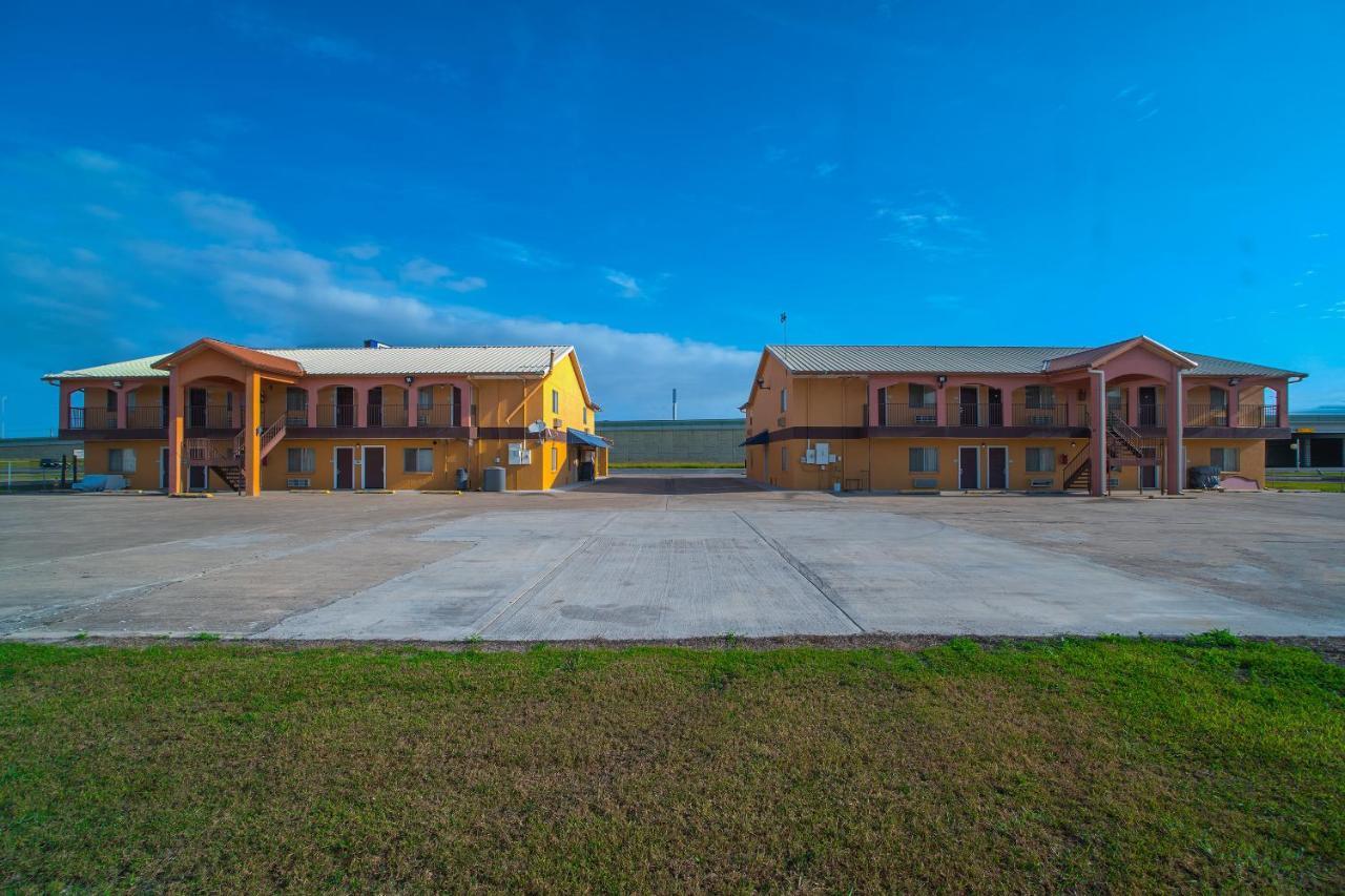 Texas Inn San Benito Near Harlingen Eksteriør bilde